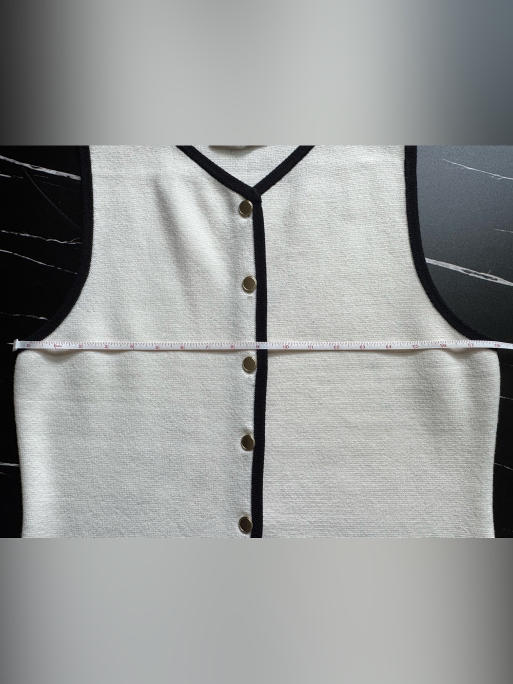 Abercrombie & Fitch Cream Sleeveless Button-Front Vest with Black Trim - Picture 6 of 8